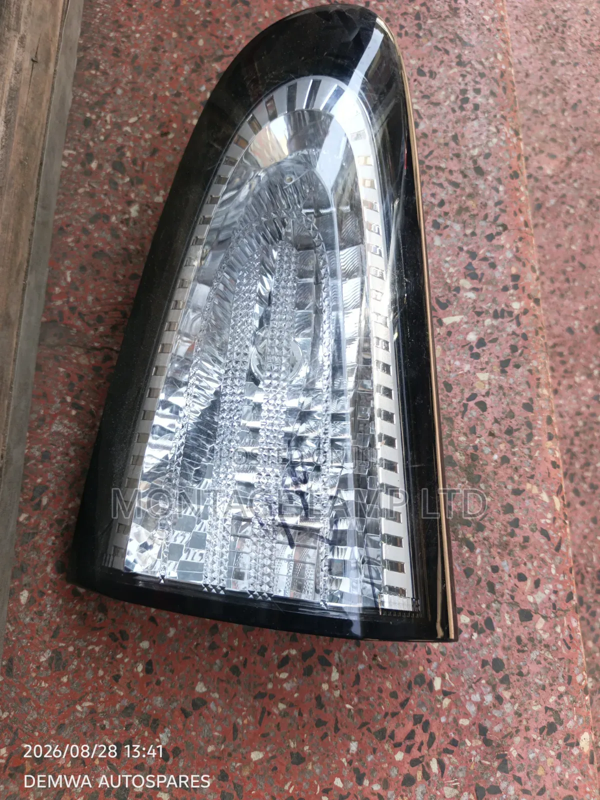 Sienta New Model Boot Lamps 2016