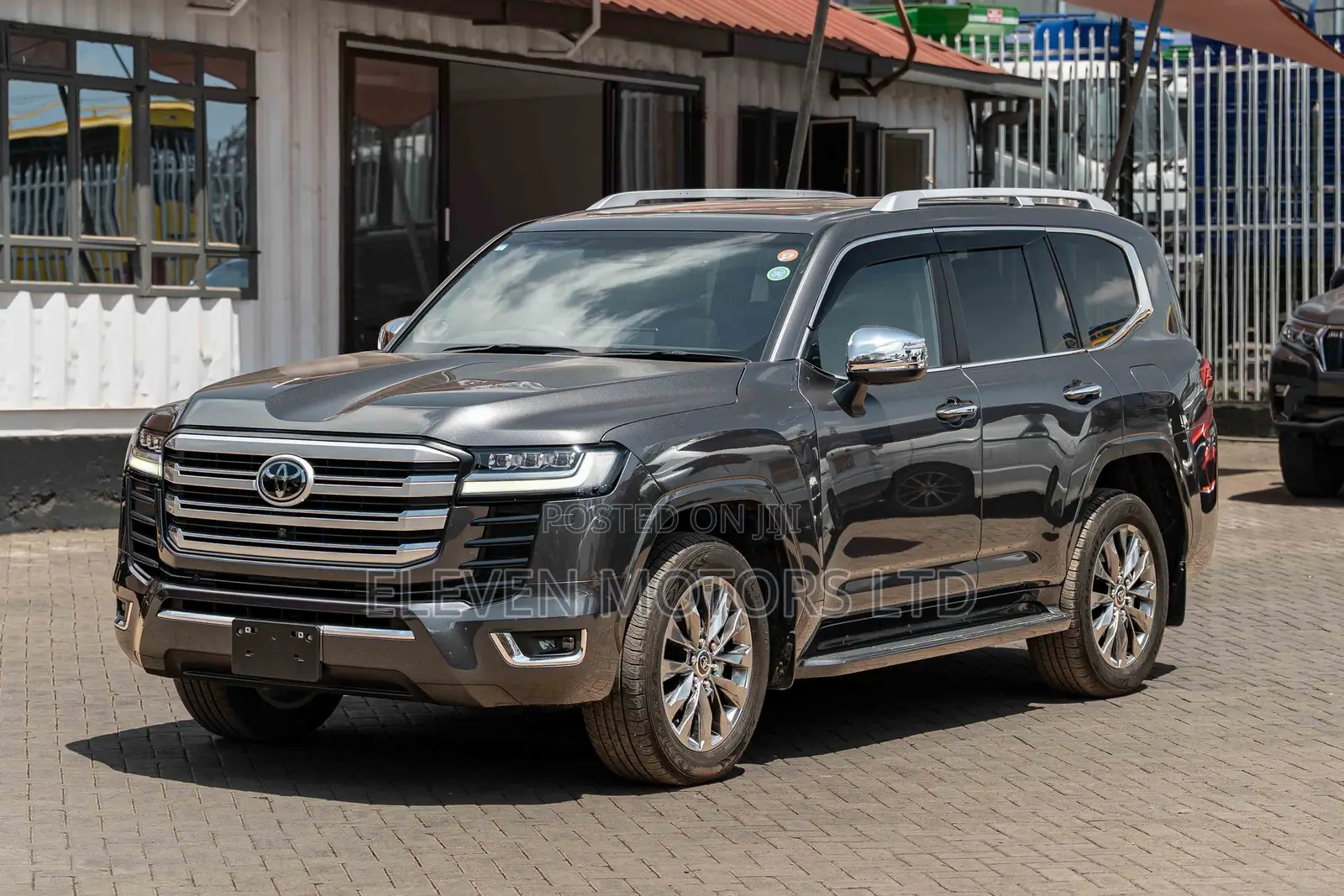 Toyota Land Cruiser LC300 2023 Gray