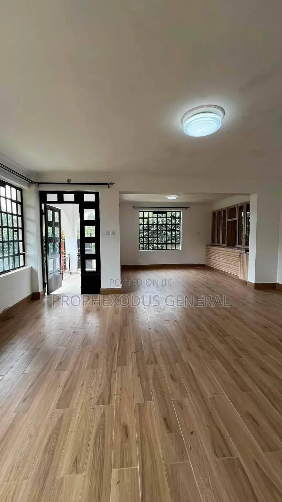 4bdrm Mansion in Rimpa for sale