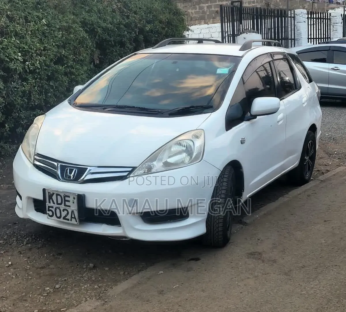 Honda Fit Shuttle 2014 Off white