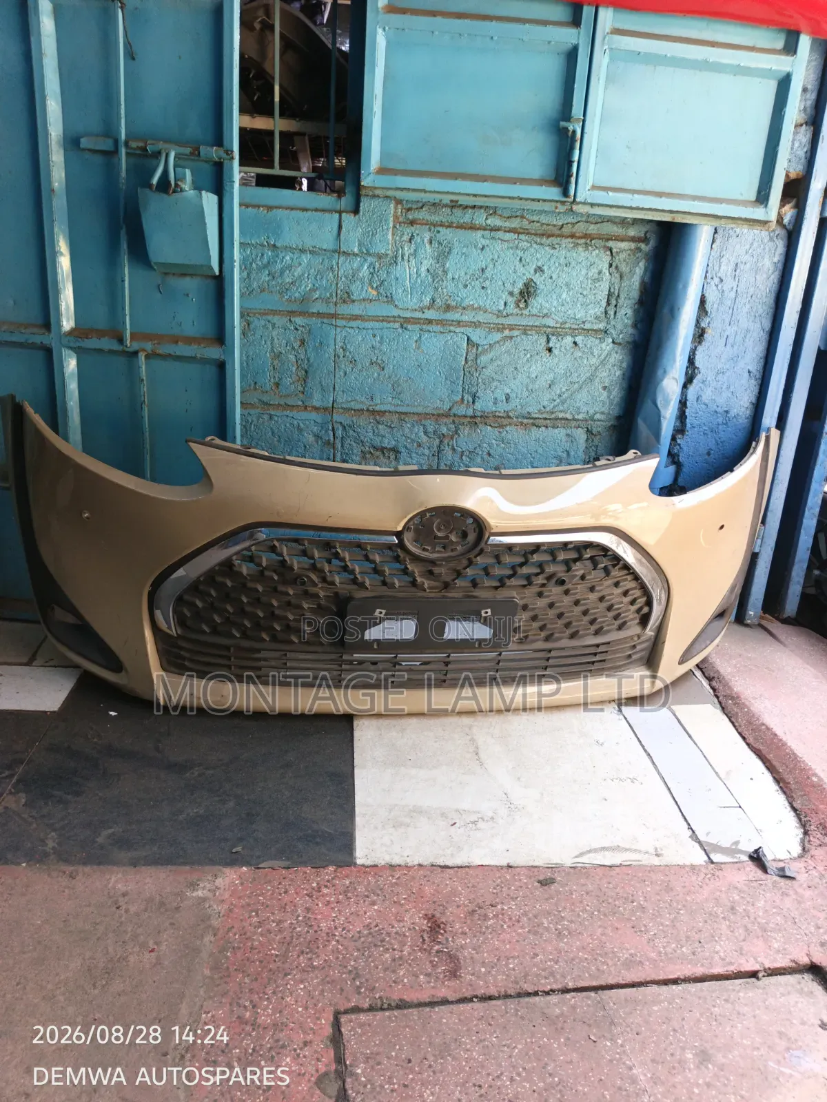 Front Bumper Sienta 2018