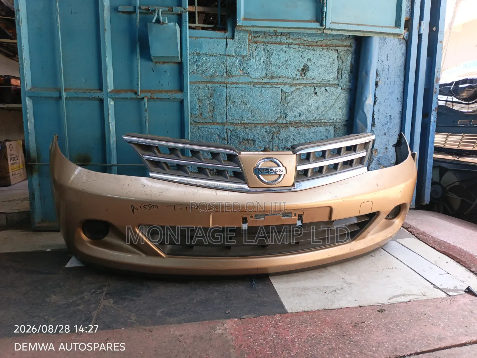 Nissan Tiida 2008 FRONT BUMPER