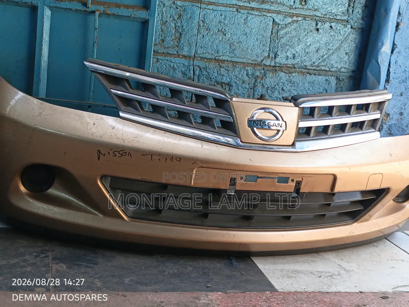 Nissan Tiida 2008 FRONT BUMPER