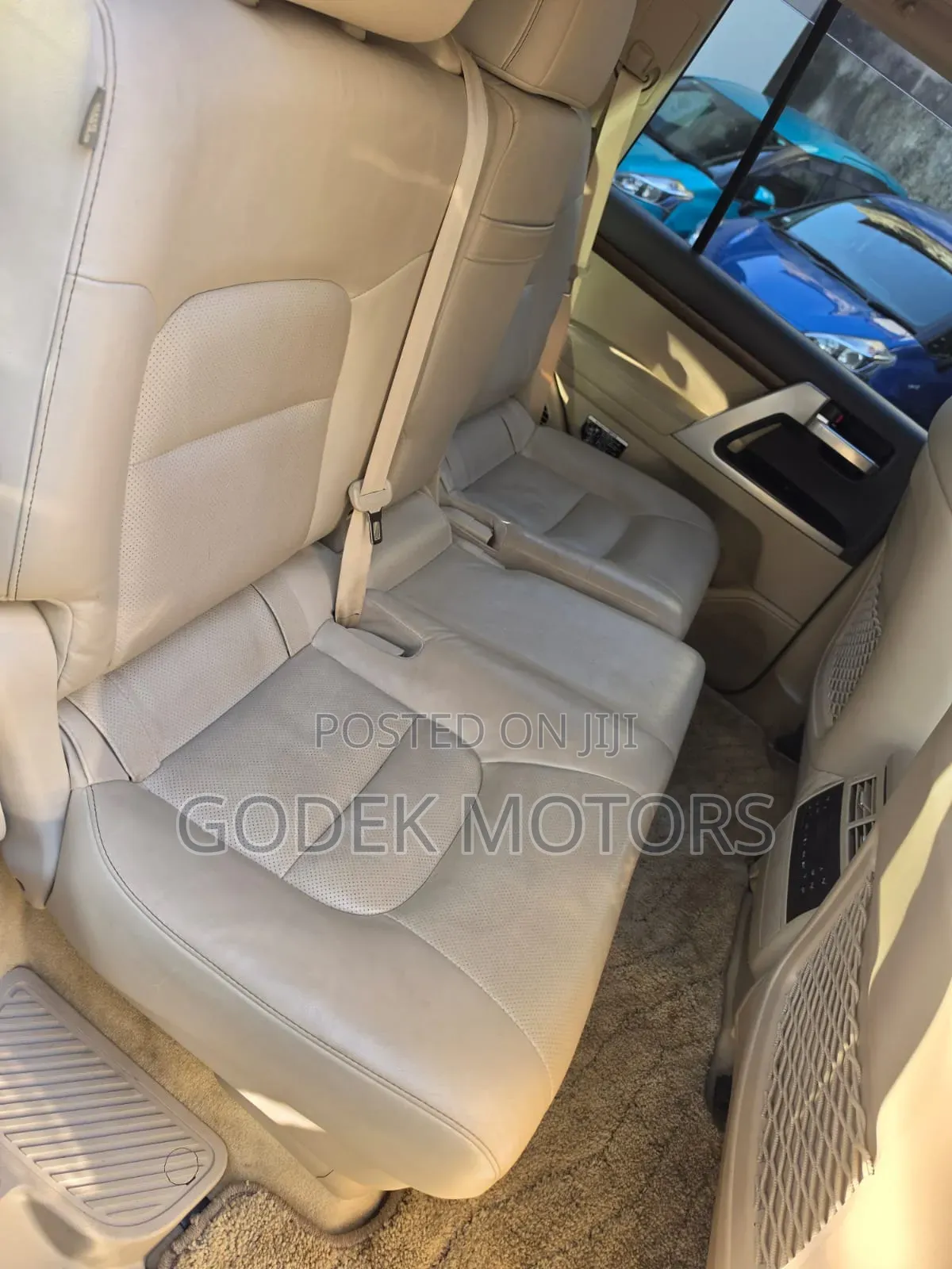 Toyota Land Cruiser 2020 White