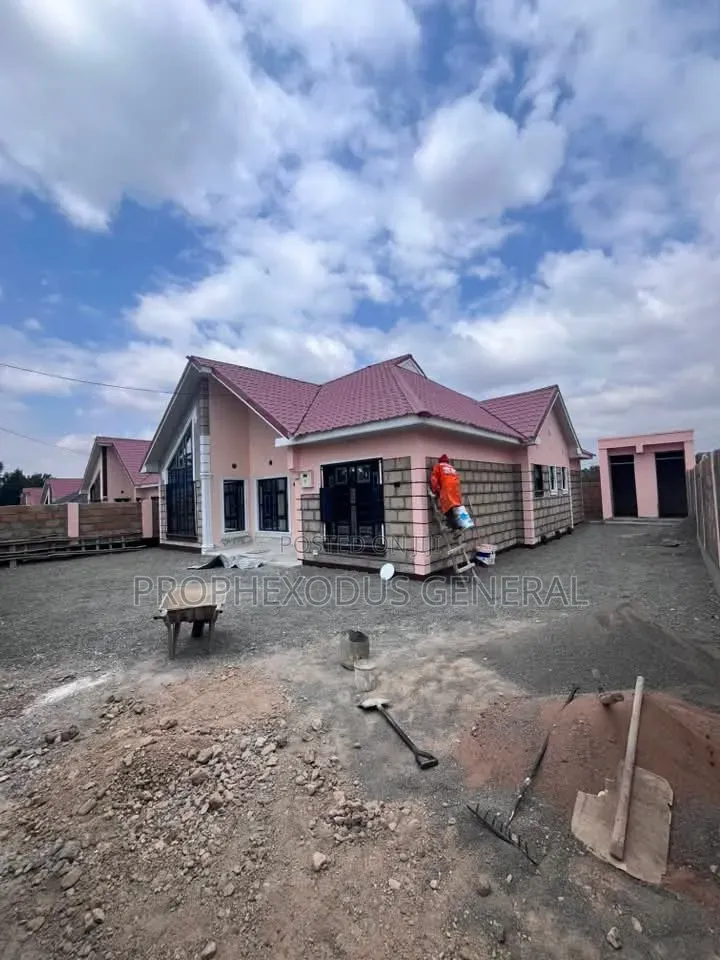 3bdrm Bungalow in Kiserian for sale