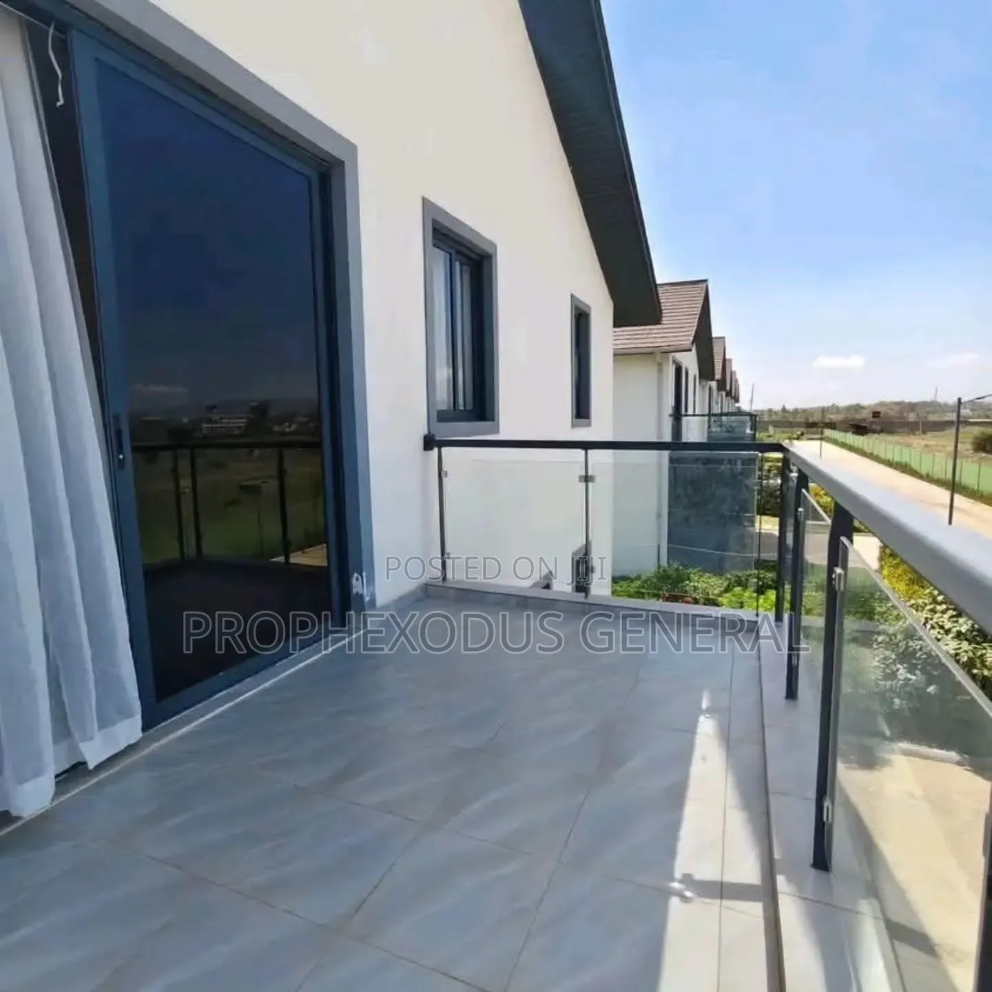 4bdrm Maisonette in Maasai Lodge for sale