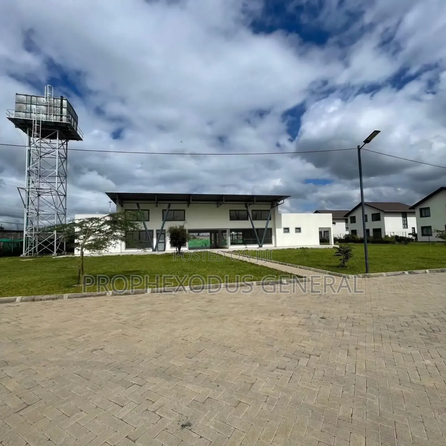 4bdrm Maisonette in Maasai Lodge for sale