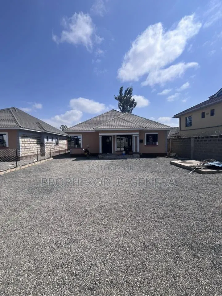 3bdrm Bungalow in Rimpa for sale