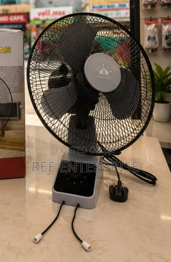 18iches Wall Fan 
With Remote