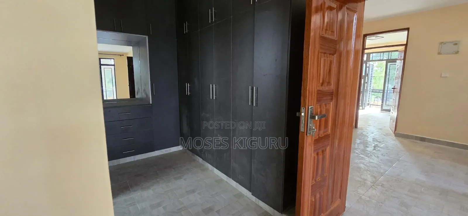 5bdrm Maisonette in Varsity Estate, Kamakis for rent