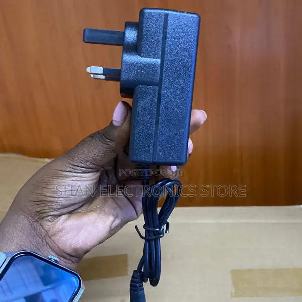 21V 1A 3 Pin Power Supply Charger With 5.5x2.1mm +2 DC Power Plug Tips