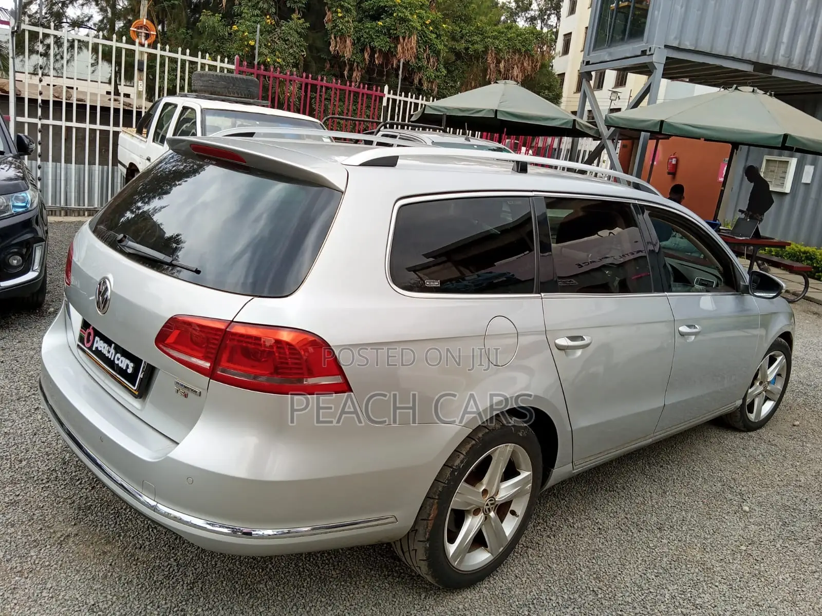 Volkswagen Passat 2011 Silver