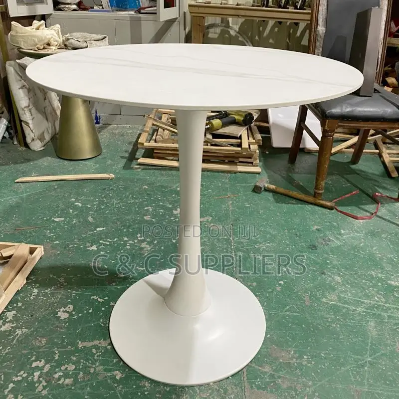 Round Tulip Dining Table-White & Black