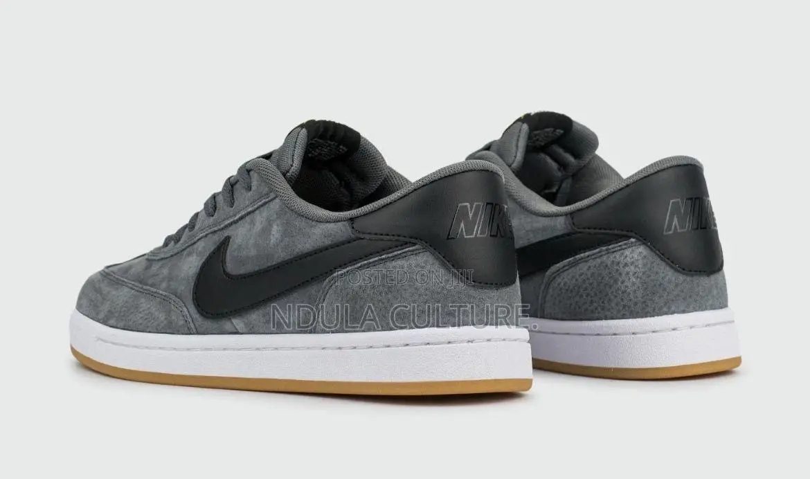 Nike Sb Fc Classic Sneakers