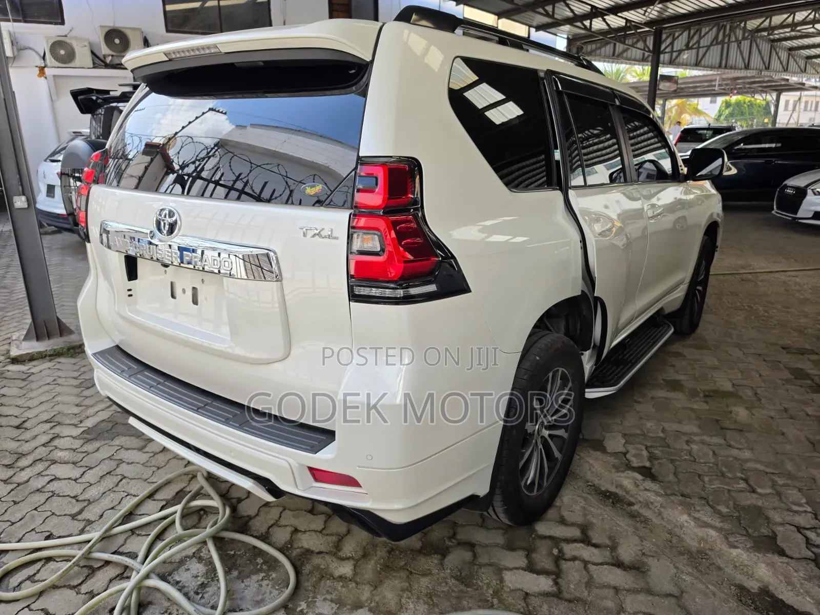 Toyota Land Cruiser Prado 2021