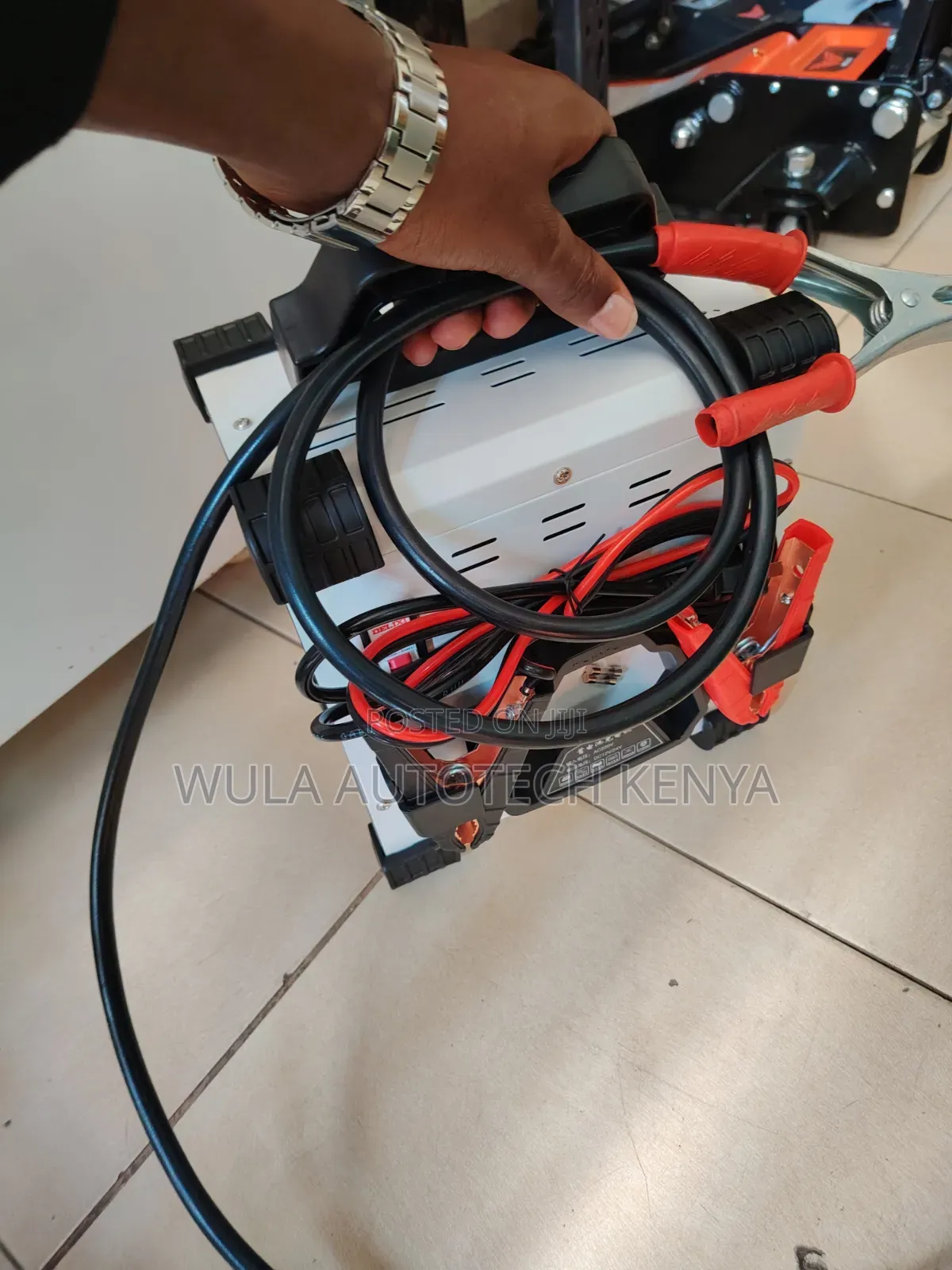Automatic Operation Heavy Duty Vehicle Battery Charger Machine Wula