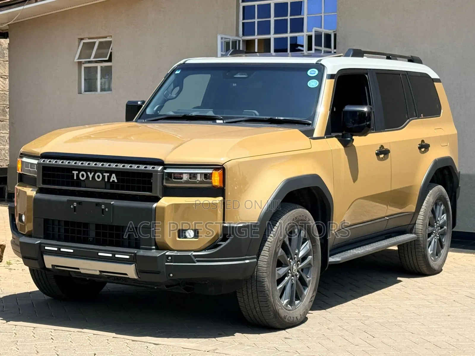 Toyota Land Cruiser 2024 Gold