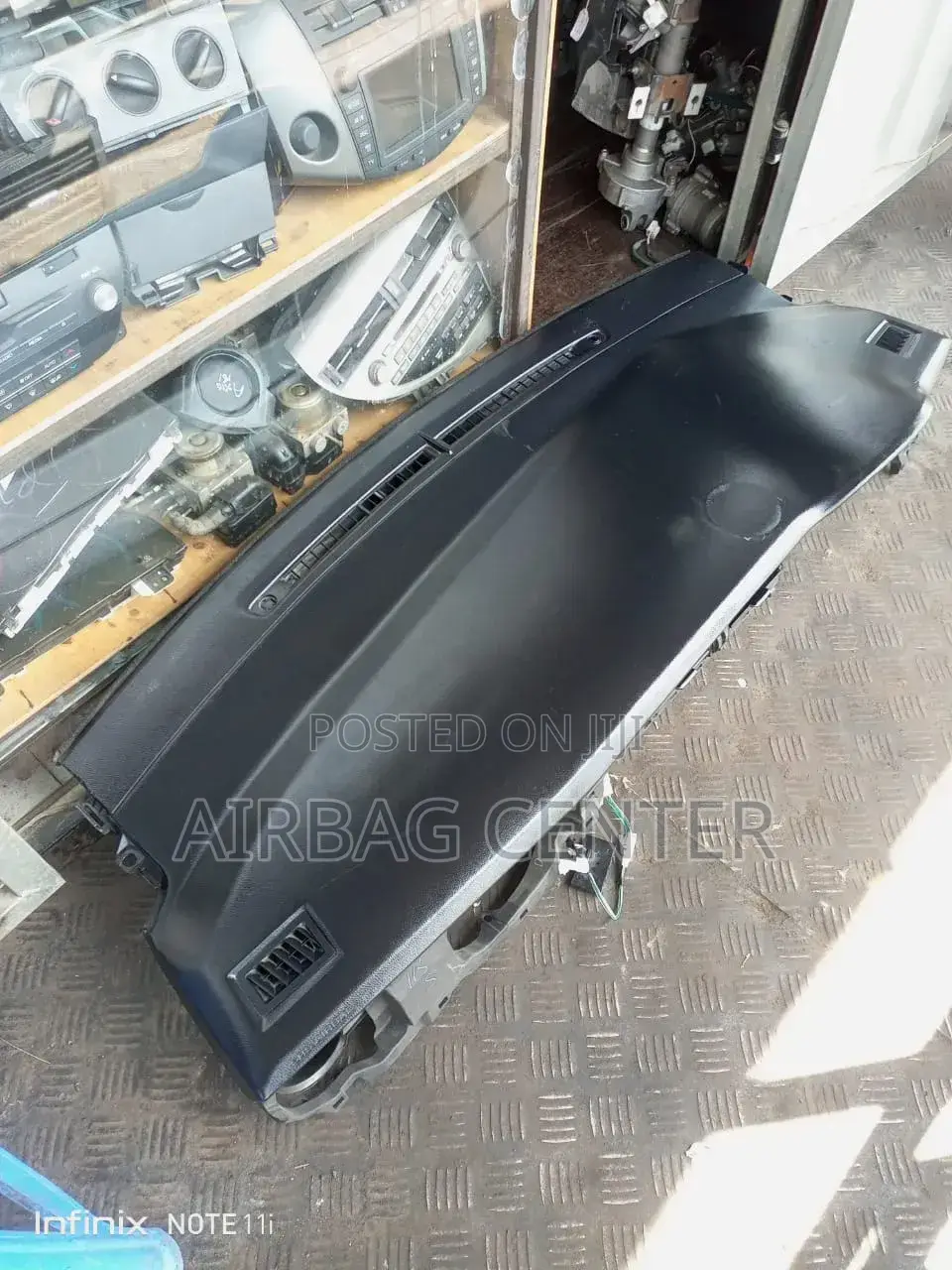 Auris 2015 Dashboard