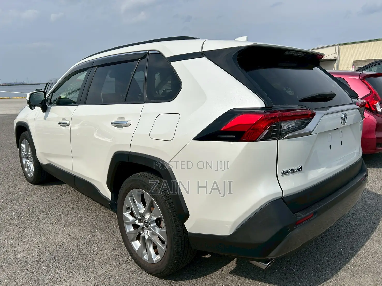 Toyota RAV4 2019 White