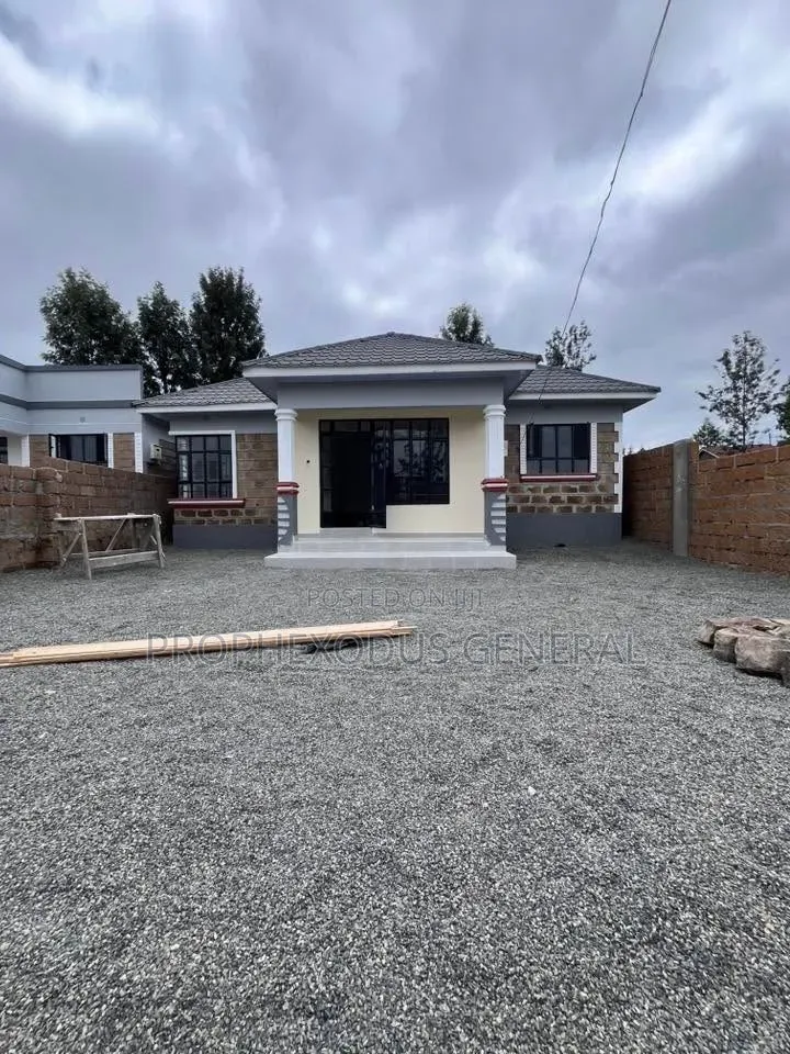 3bdrm Bungalow in Nkoroi for sale