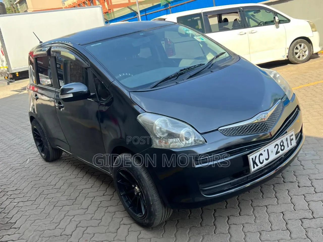 Toyota Ractis 2009 Black