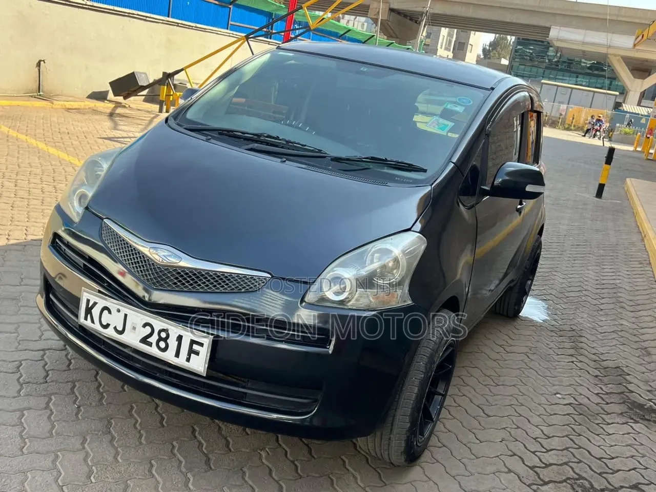 Toyota Ractis 2009 Black