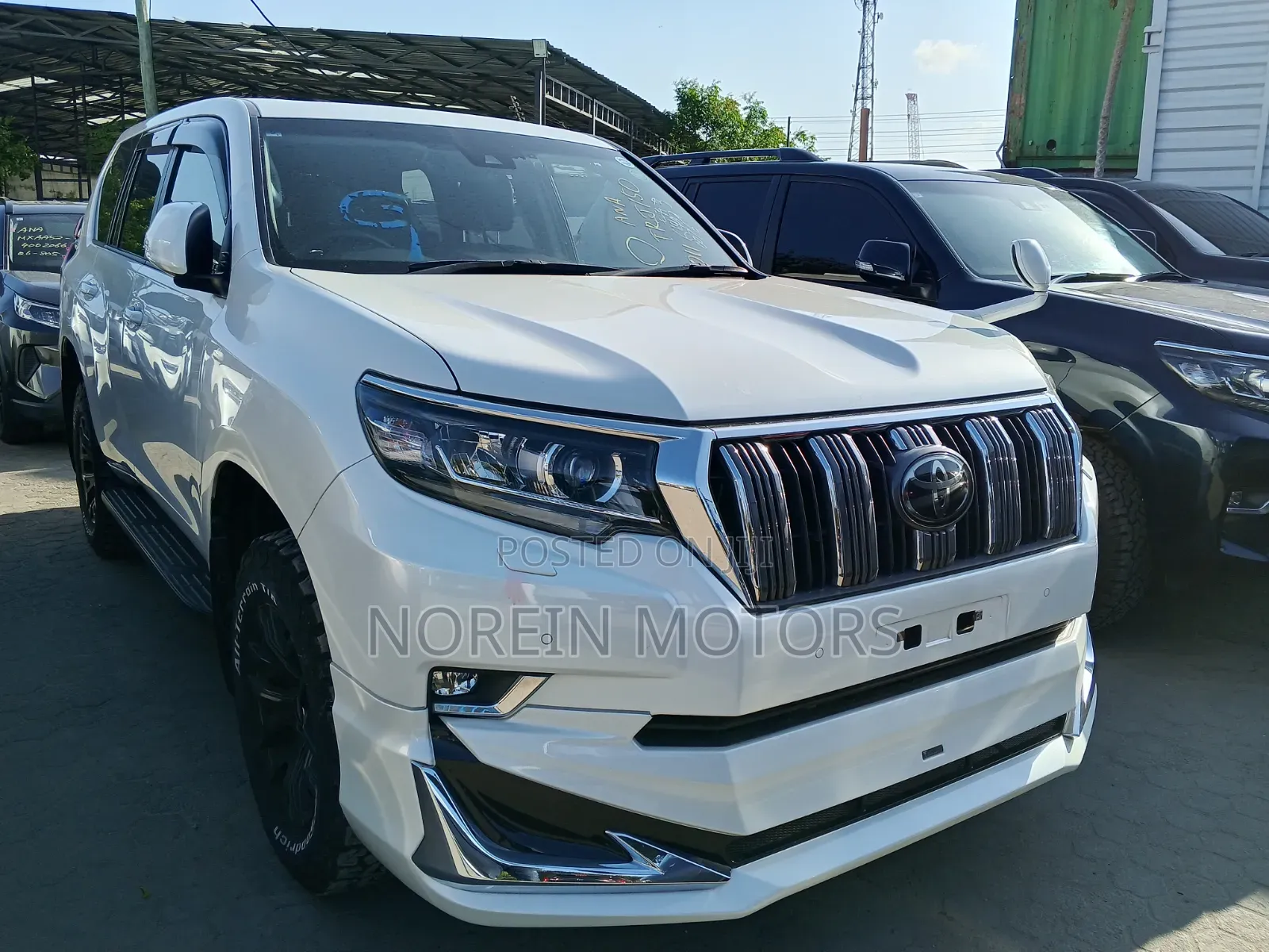 Toyota Land Cruiser Prado 2019 White