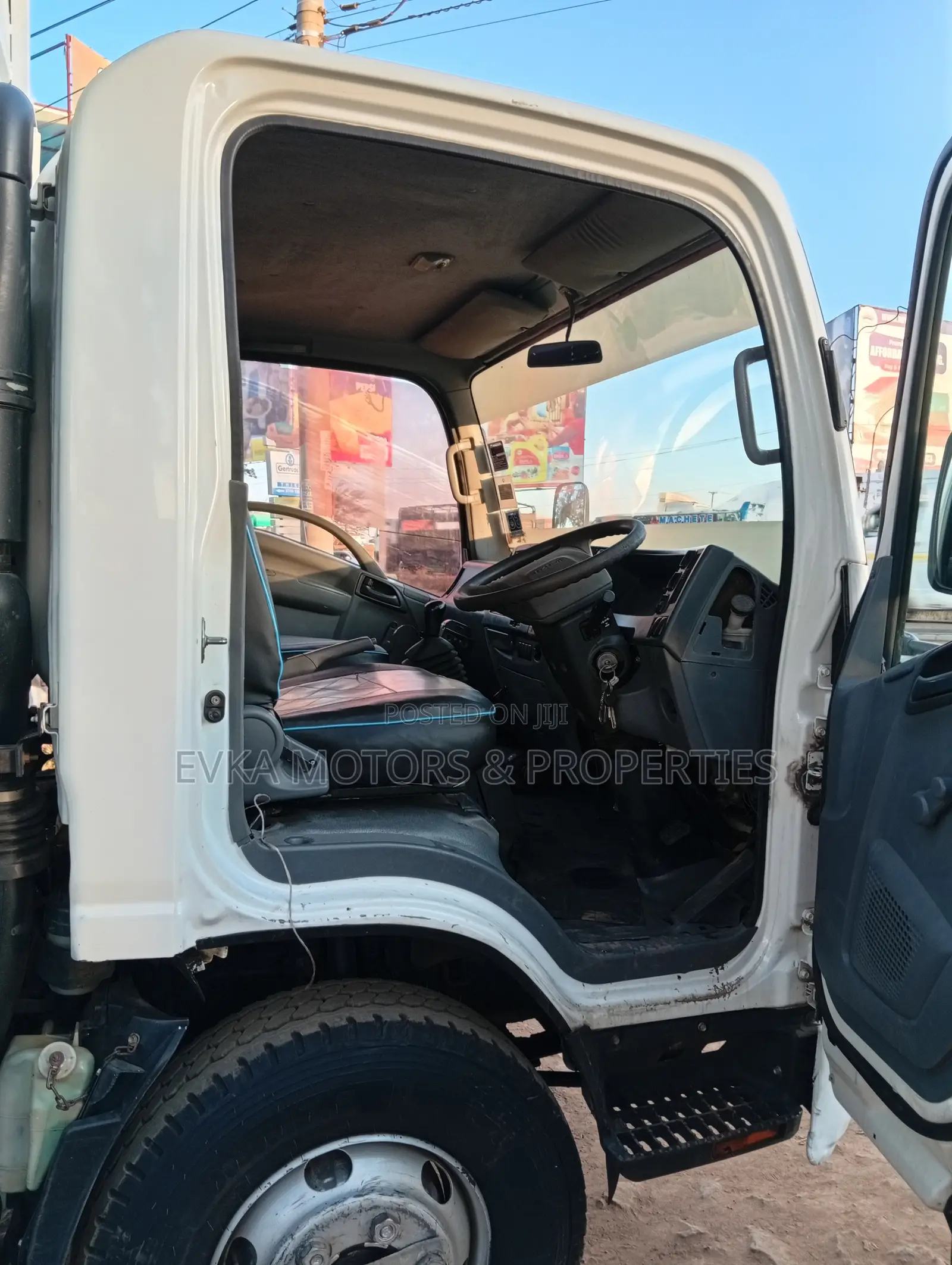Isuzu NQR for Sale. Year 2021 New Tires Low Mileage