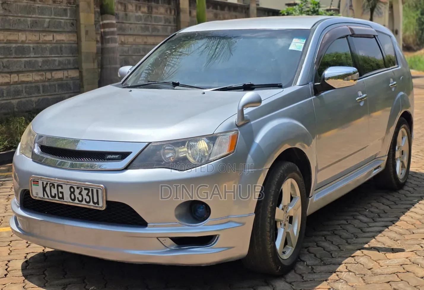 Mitsubishi Outlander 2010 Silver