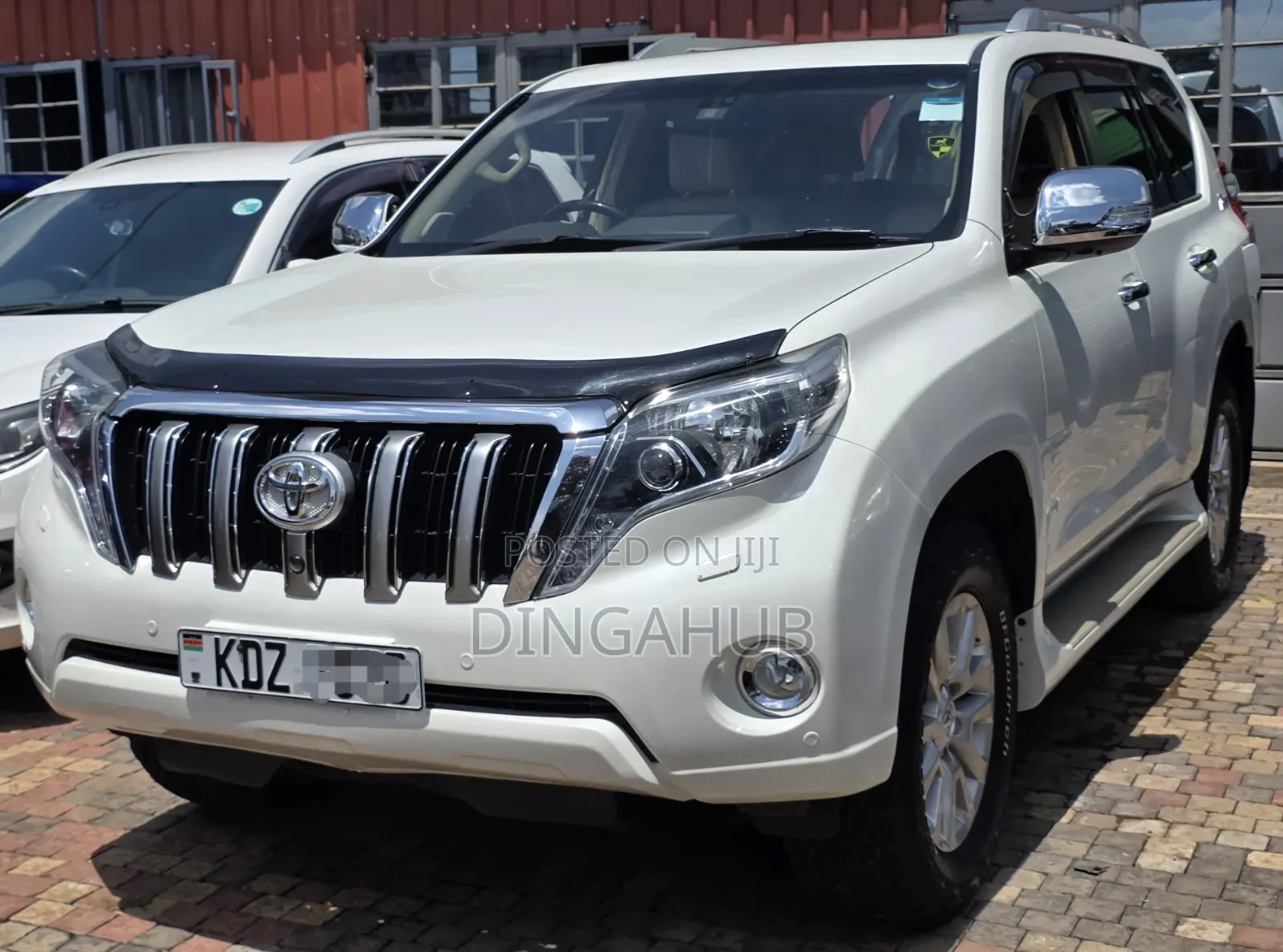 Toyota Land Cruiser Prado 2.8 D-4D 2015 White
