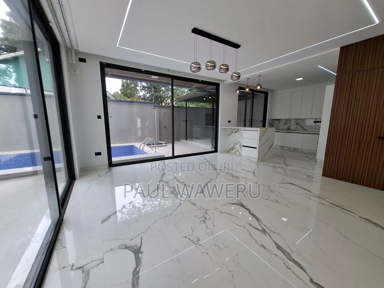 6bdrm Villa in Maziwa for sale
