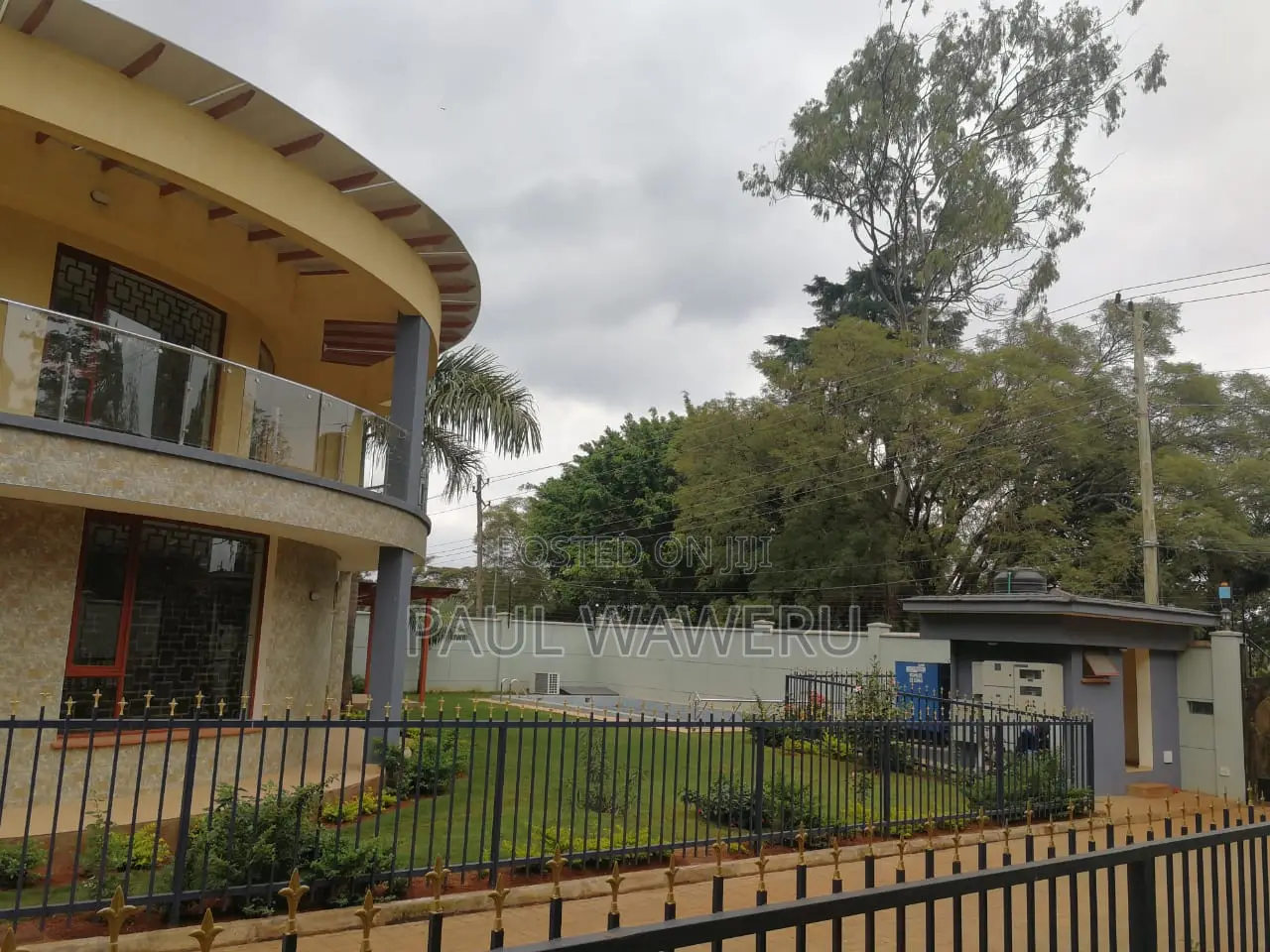 5bdrm Townhouse/Terrace in Maziwa for sale