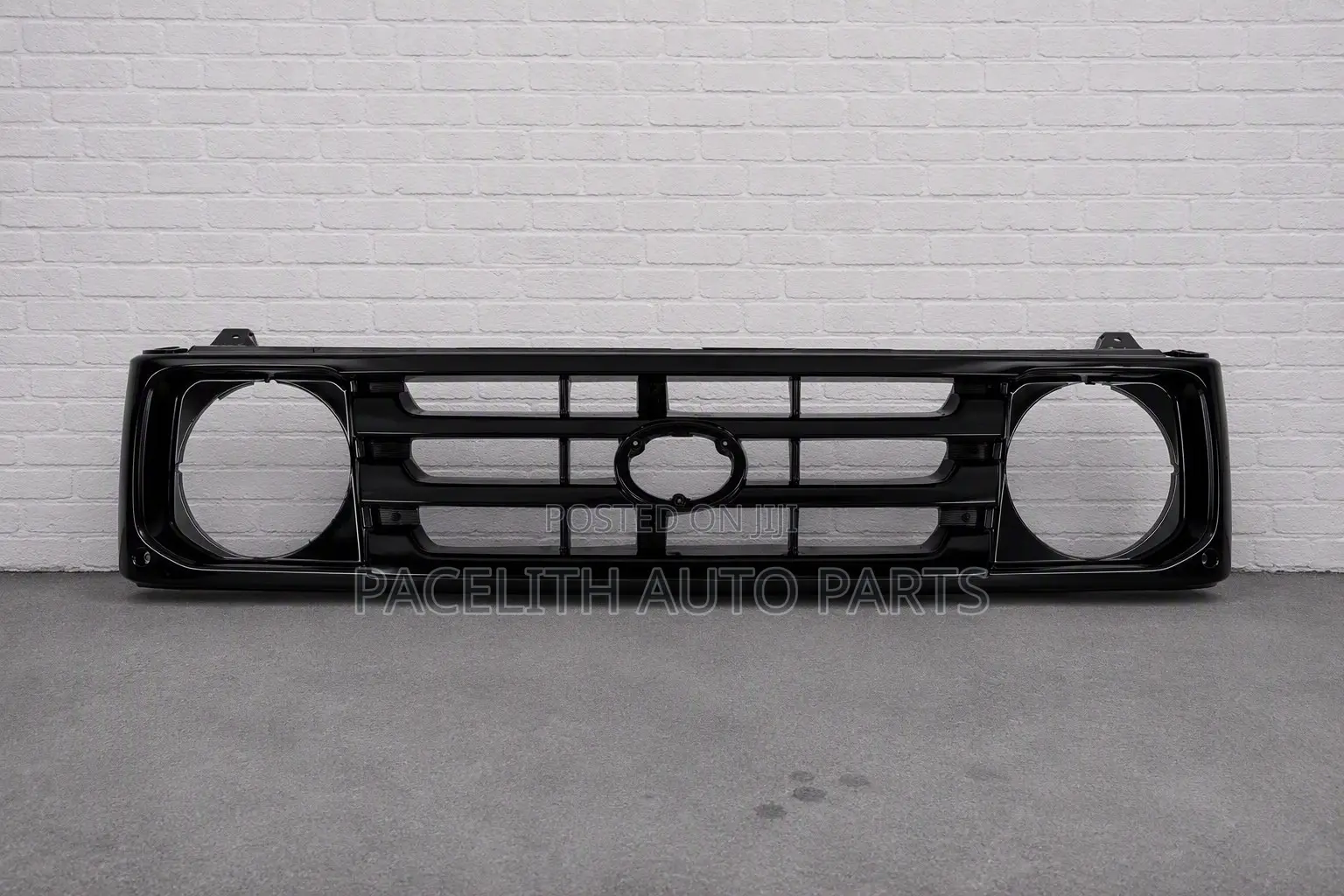 Front Grille Toyota Land Cruiser FJ79 1999 - 2020