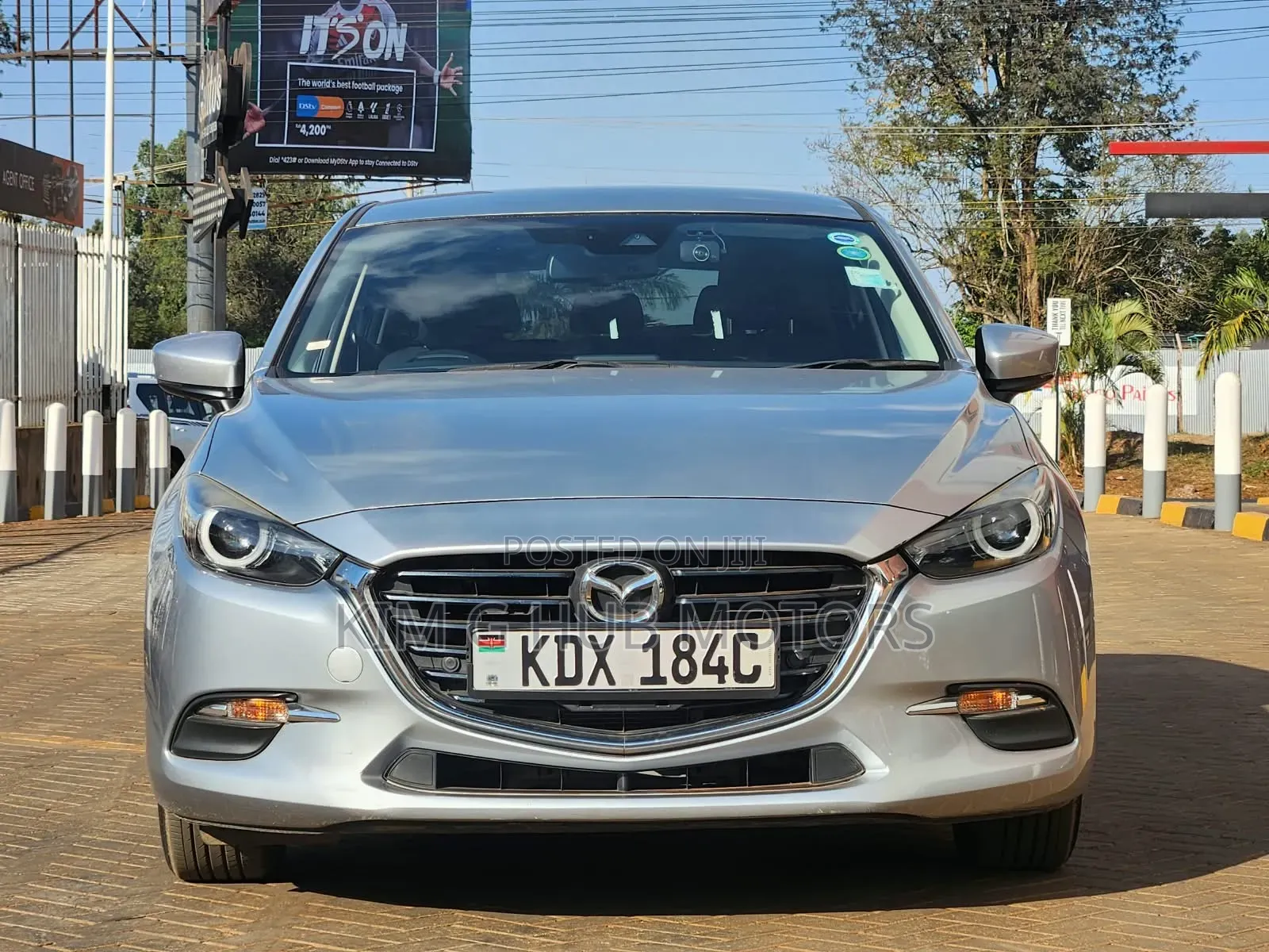 Mazda Axela 2018 Silver