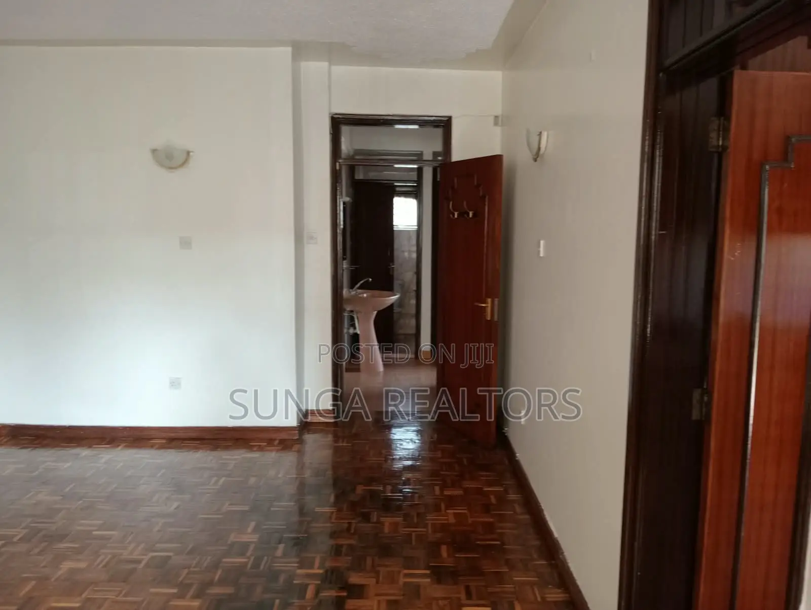 3bdrm Apartment in Raphta Road Area for rent