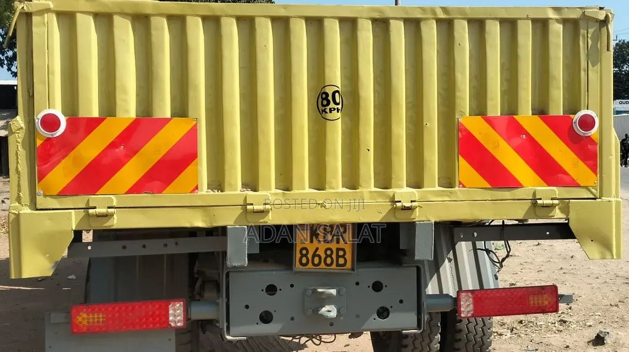 Sinotruk Howo 2006 White