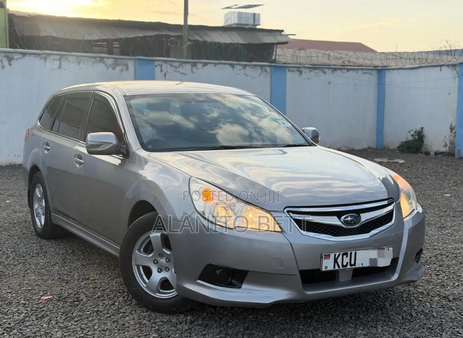 Subaru Legacy 2011 Silver