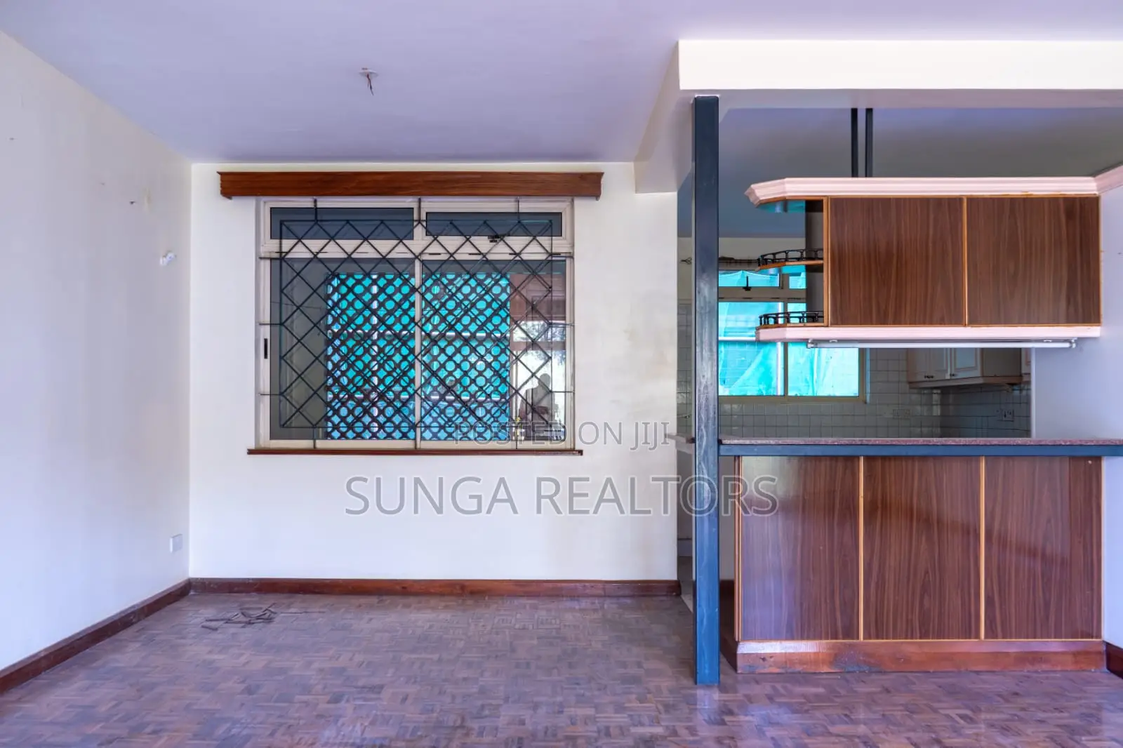3bdrm Apartment in Raphta Road Area for rent