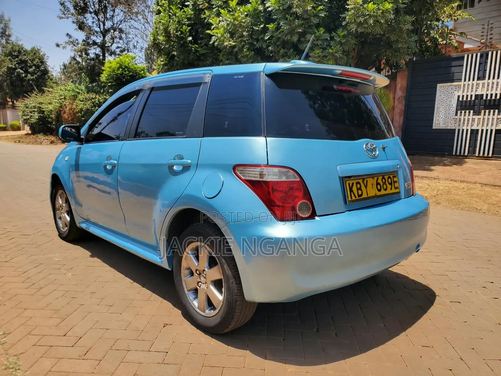 Toyota IST 2006 Blue