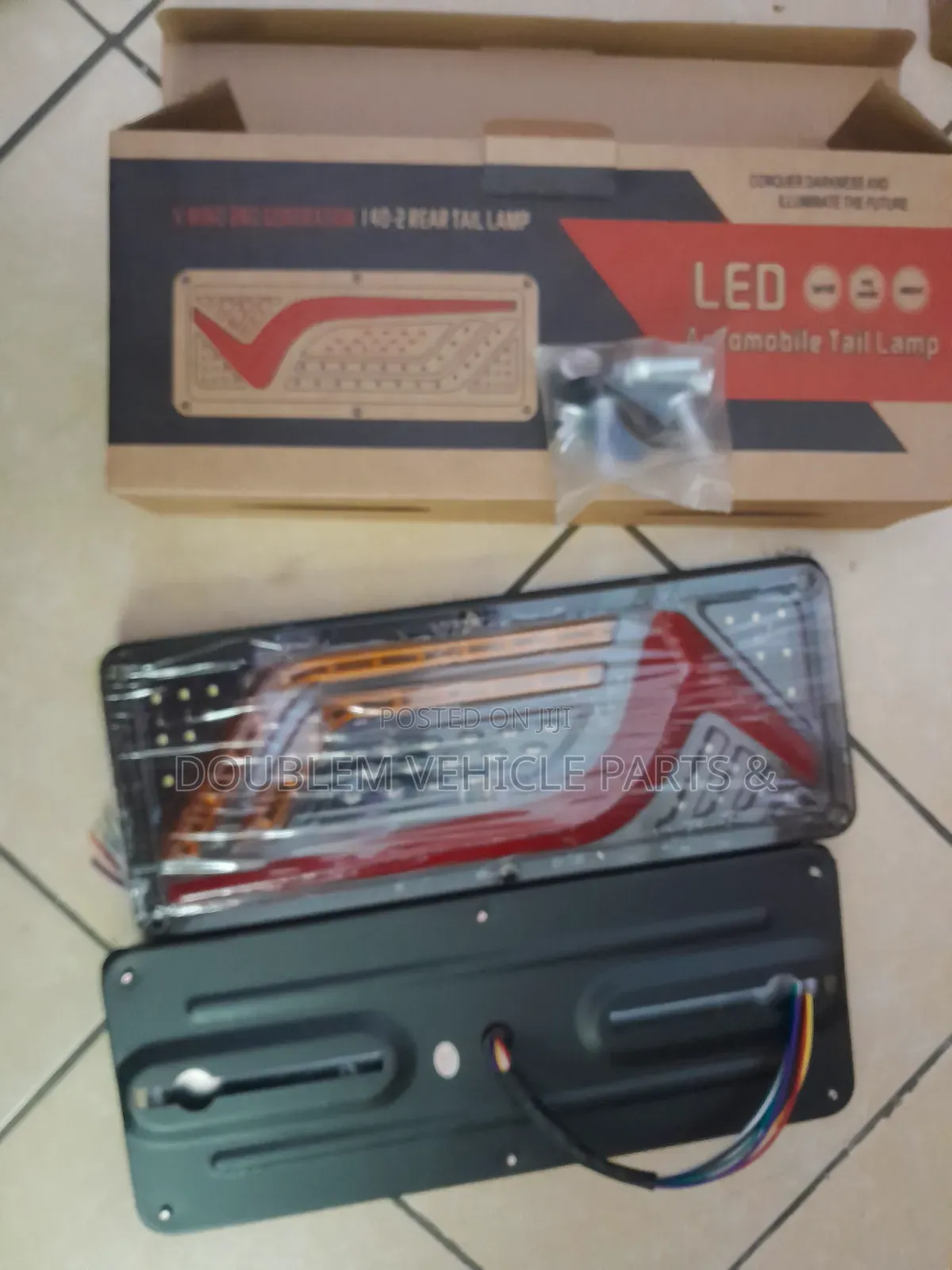 Led Universal Tail/Rear/Backlight/Lamp Truck,trailer,bus,lory 33cm 24v