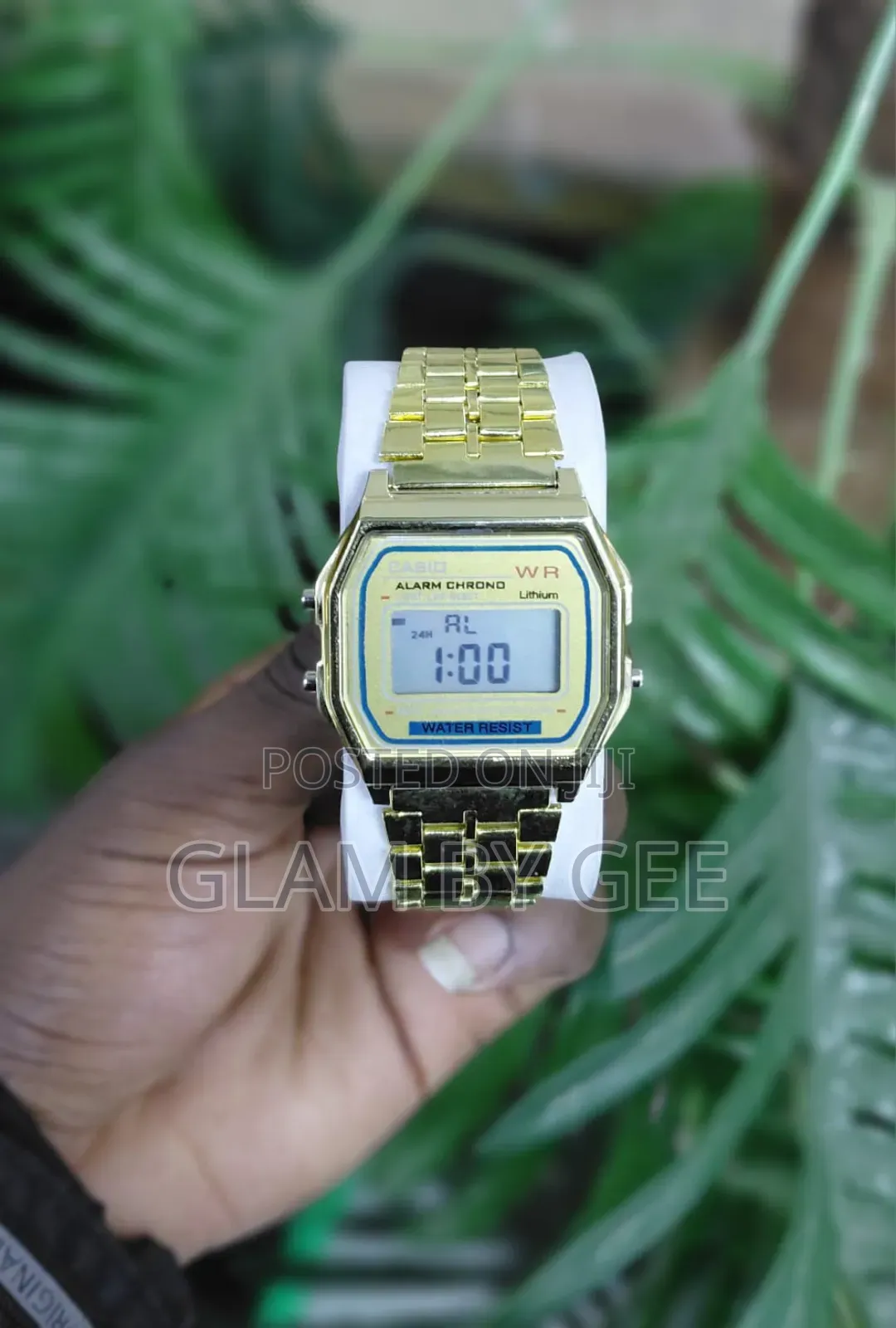 Stylish Luxury Watches  for Men and Women