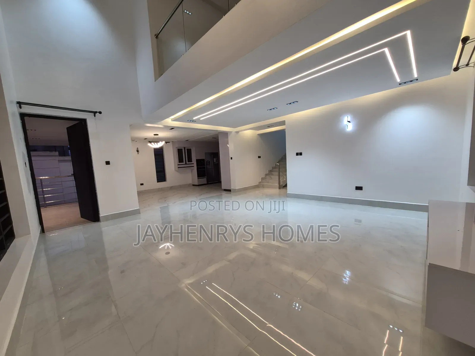 5bdrm House in Kasphat, Turitu for sale