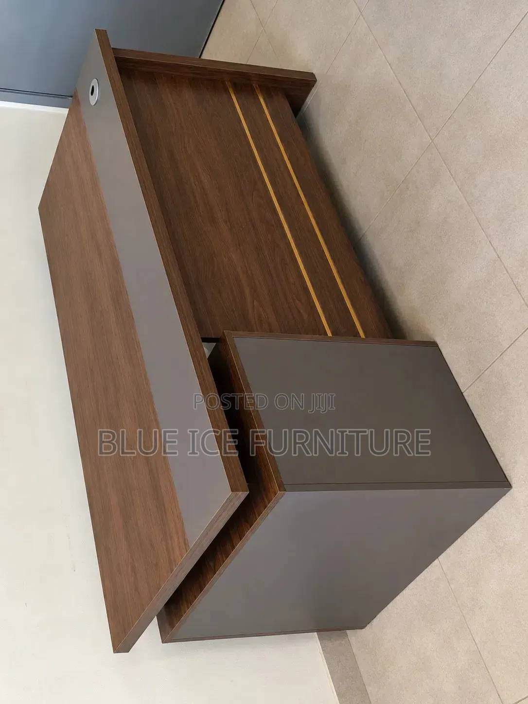 Executive Office Desk – Managerial Desk With Side Storage  Cable Port