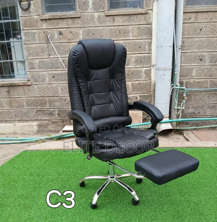 Managerial Boss Executive Office Chair With Retractable Footrest
