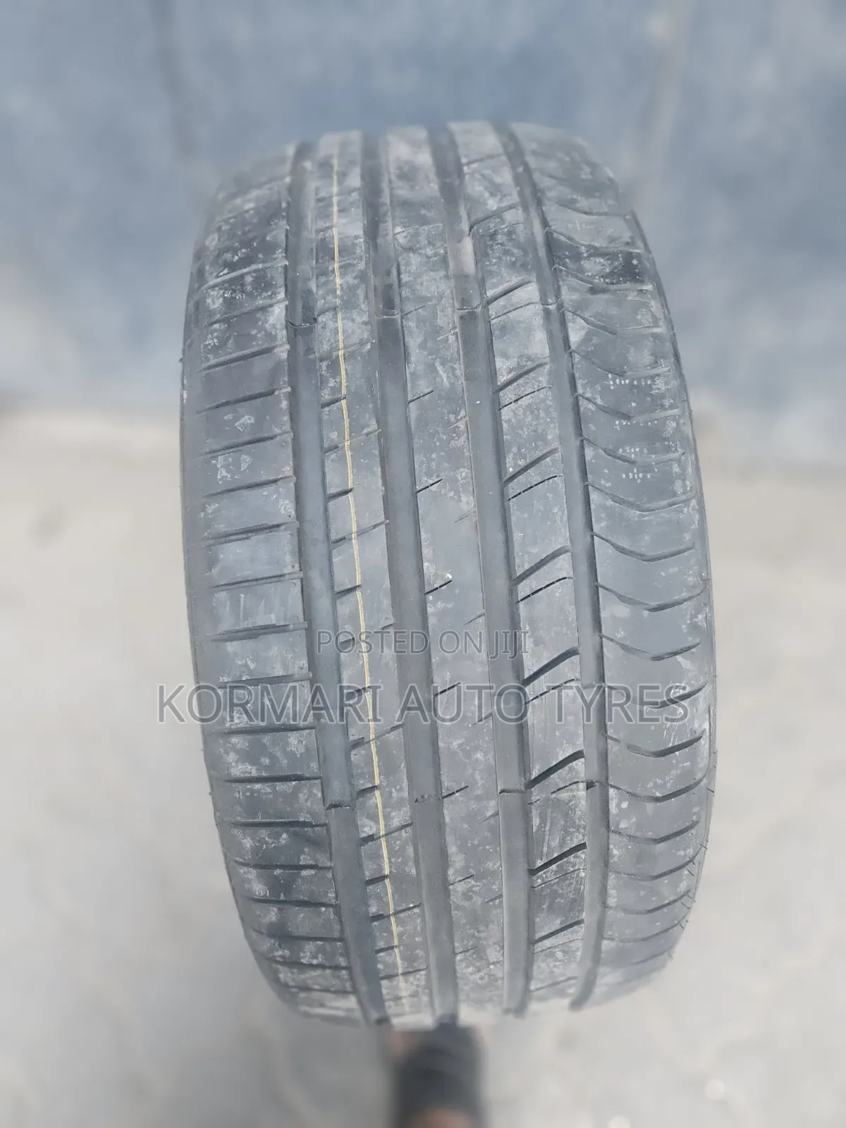 275/40r20 Goddard Tire