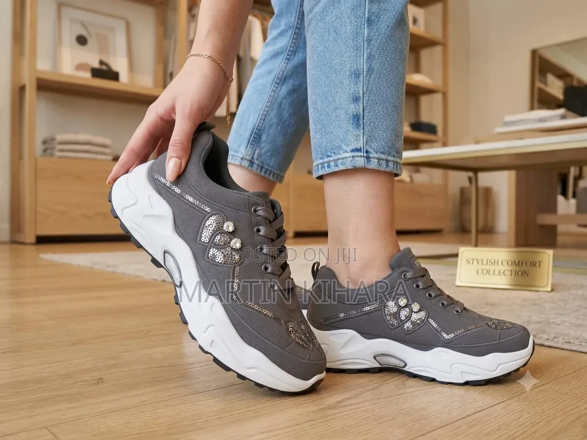 Ladies Sneakers With Glitter (Size 34-40)