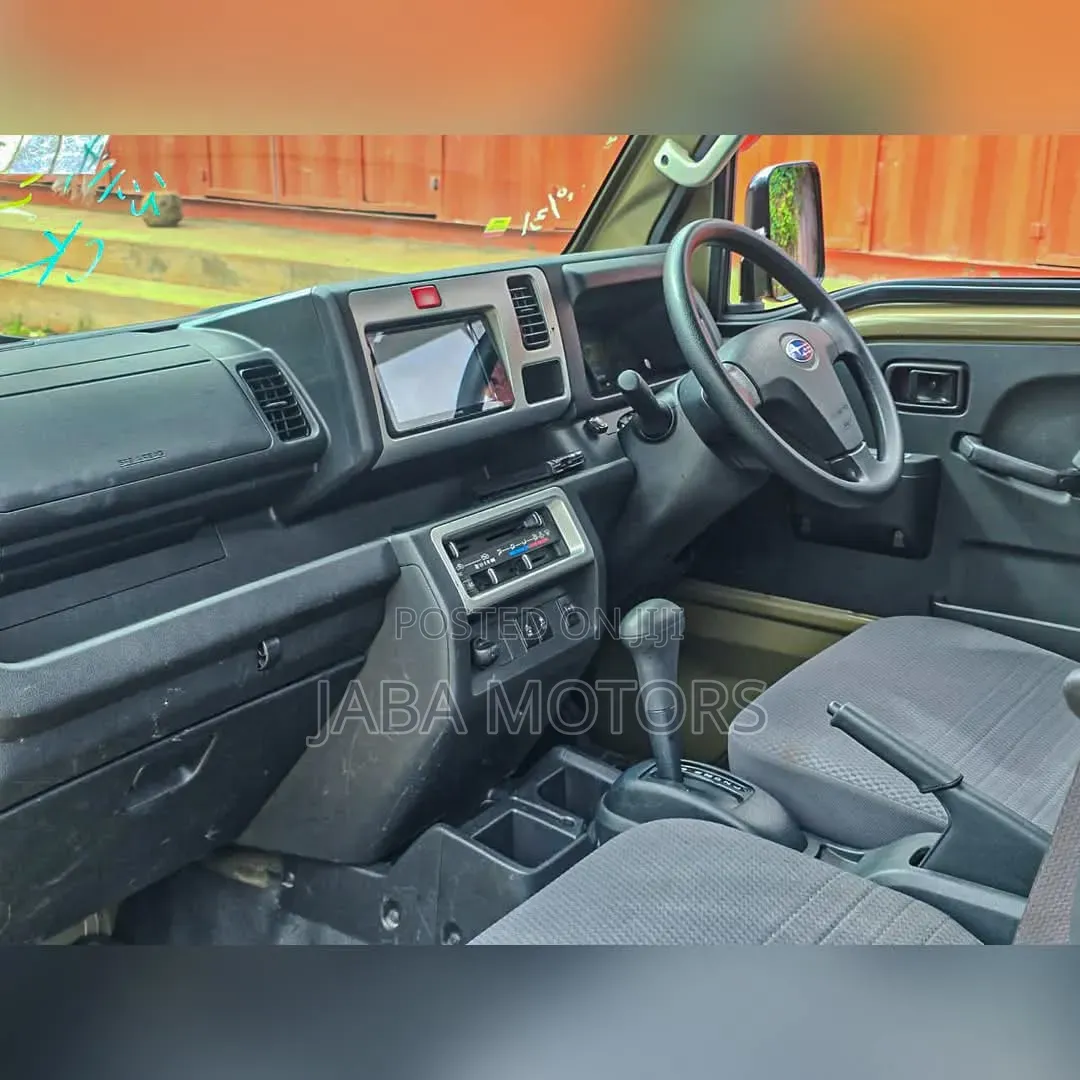Daihatsu Hijet 2018 Green