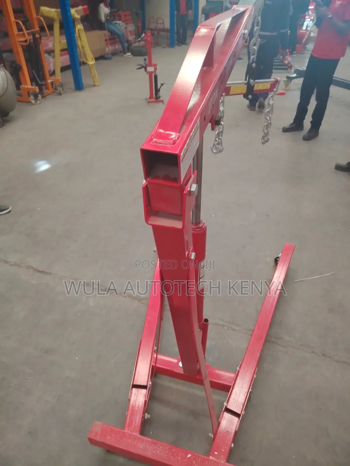 Stable Wide Base Design Heavy Duty Engine Crane Sunshine Italy