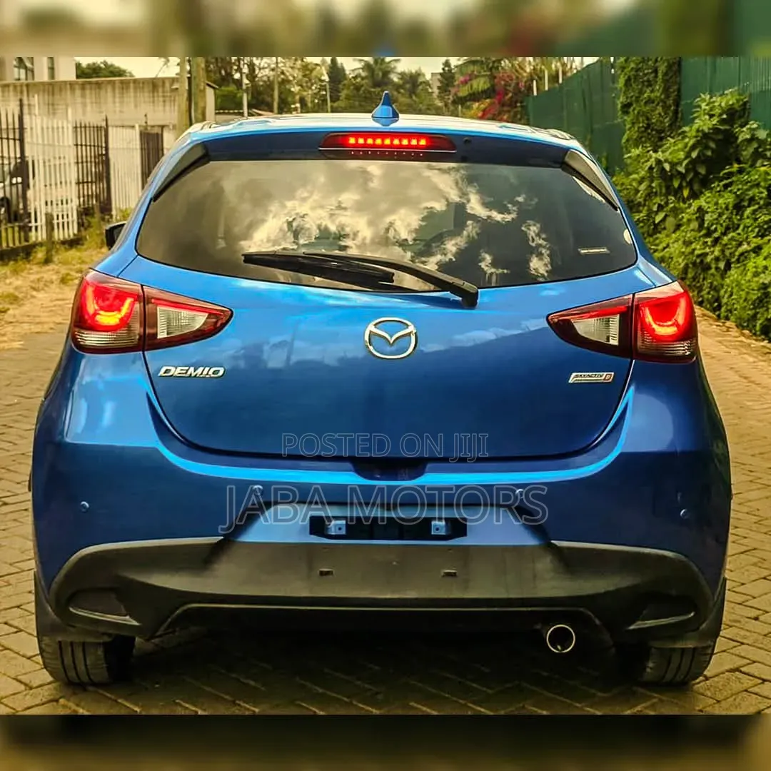 Mazda Demio 2018 Blue