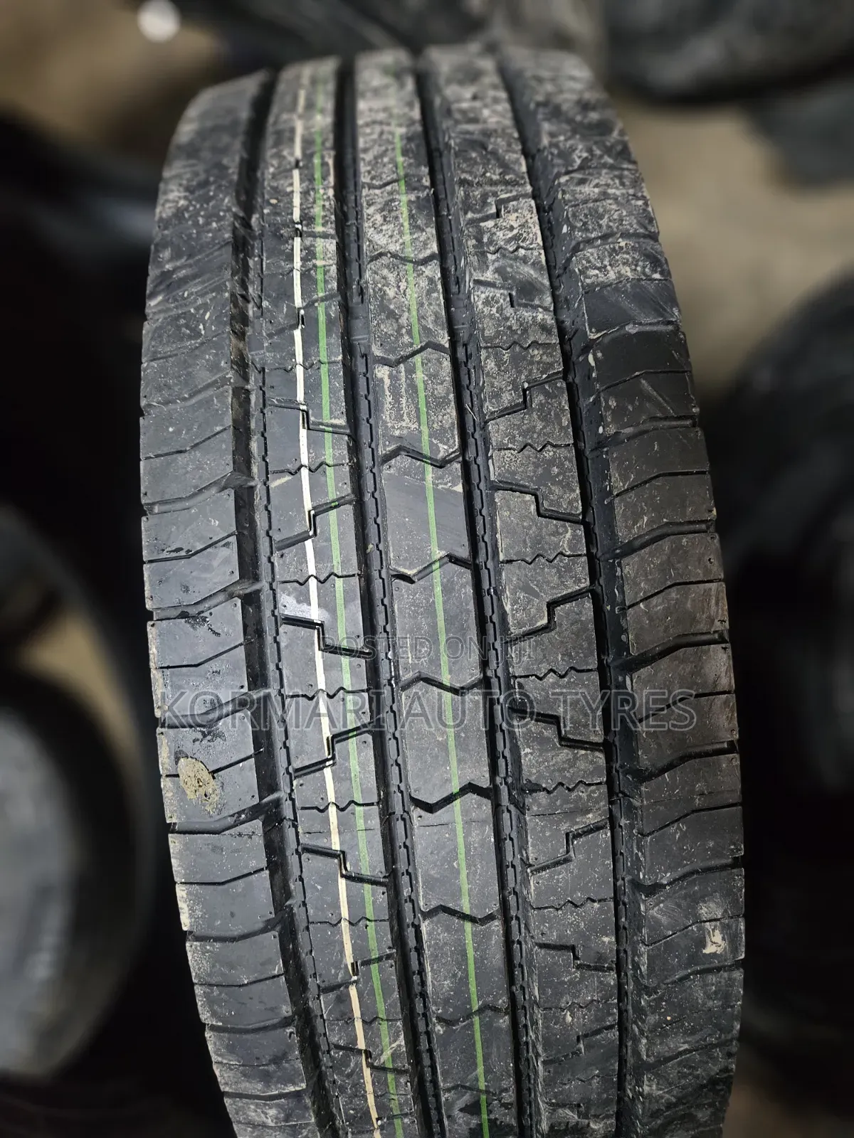 265/70r19.5 Townhall Tire